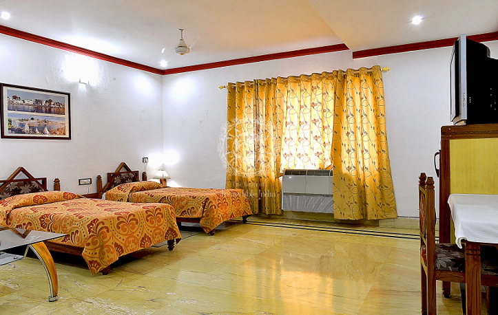 mp tourism hotels in ujjain
